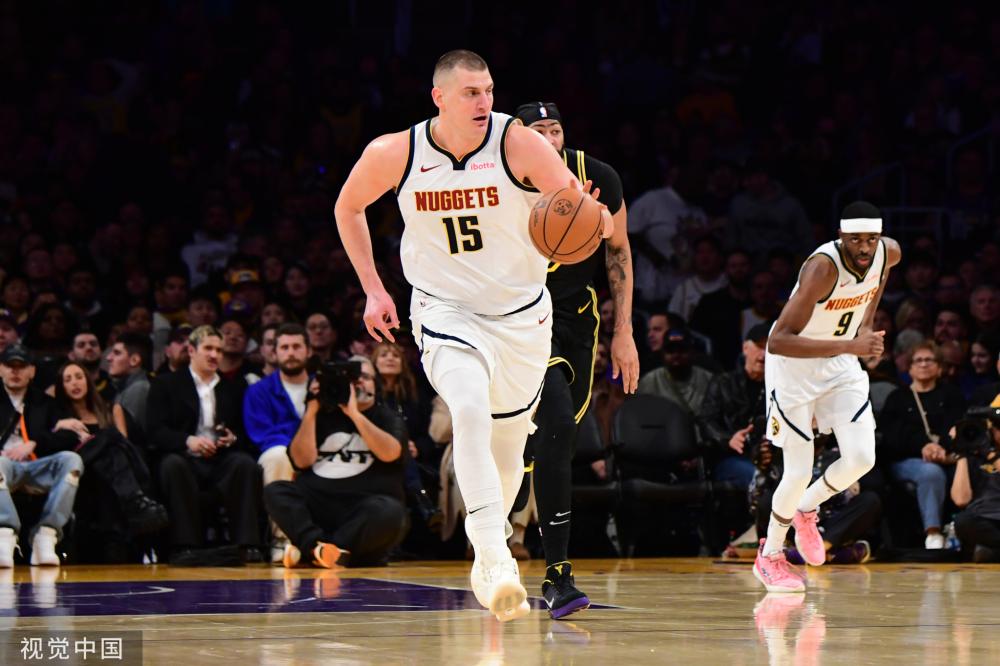 整个团队的 整个团队的